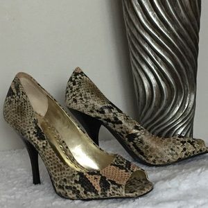 BCBGIRLS Leopard Peep Toe Pumps size 6.5
